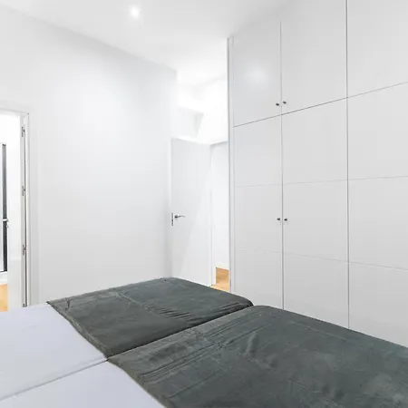 Apartment Vr Jeronima Madrid