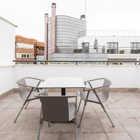 Aparthotel Lemon & Bernabeu *