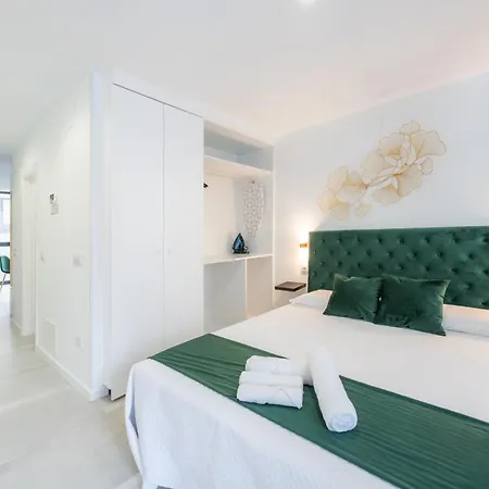 Lemon & Bernabeu Aparthotel