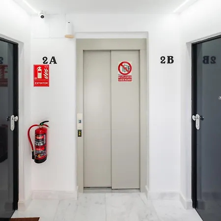 Aparthotel Lemon & Bernabeu