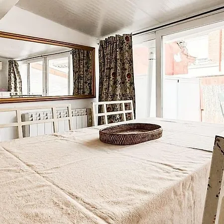 Apartment Charming Penthouse In Madrid-centro - Oso Madrid