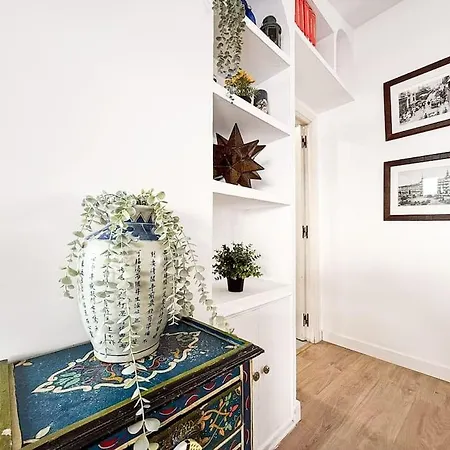 Charming Penthouse In Madrid-centro - Oso