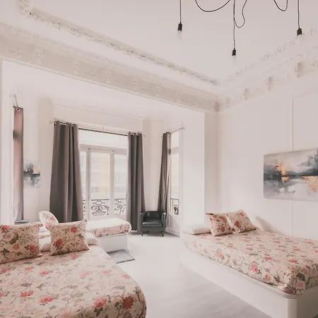 Appartement Amplio Piso De 7 Habs, 4 Banos Sobre Calle Gran Via Madrid