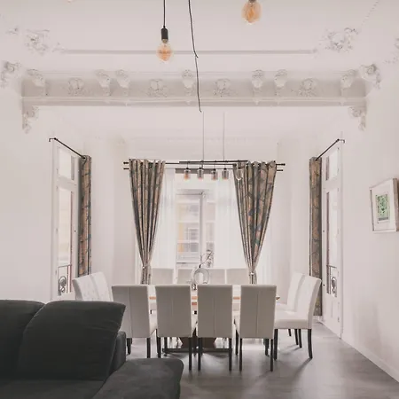 Apartment Amplio Piso De 7 Habs, 4 Banos Sobre Calle Gran Via Madrid