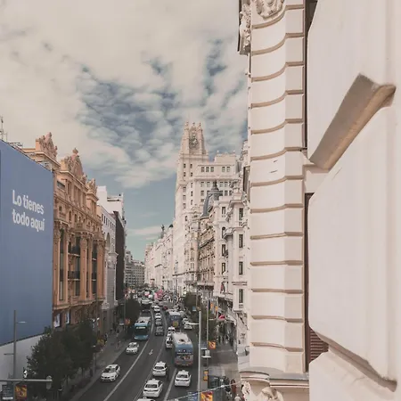 Appartement Amplio Piso De 7 Habs, 4 Banos Sobre Calle Gran Via