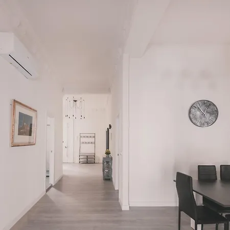 Amplio Piso De 7 Habs, 4 Banos Sobre Calle Gran Via Apartment Madrid