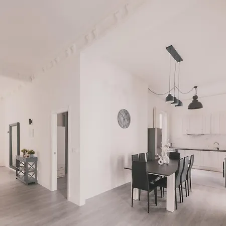 Appartement Amplio Piso De 7 Habs, 4 Banos Sobre Calle Gran Via