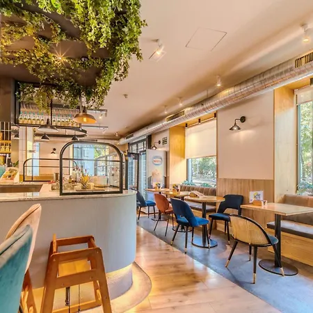 Itc Mora By Soho Boutique Hotel Madrid