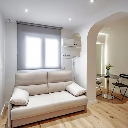 New Modern Malasana - Chueca 5 Pax Apartment *