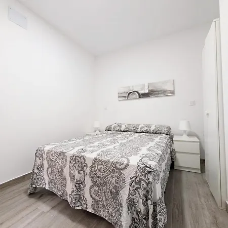 Metropolitan Vallecas Apartment *