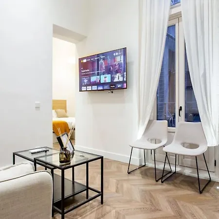 #5 New Duplex 2 Bedroom Flat In City Center Madrid