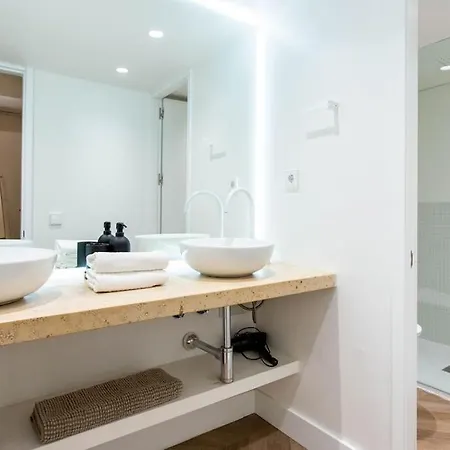 #5 New Duplex 2 Bedroom Flat In City Center