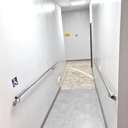 Lai Hostel *