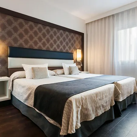 Hotel Gran Versalles 4*
