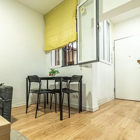 New Flat , Modern , Wifi, 10min Sol, 5 Reina Sofia Apartment