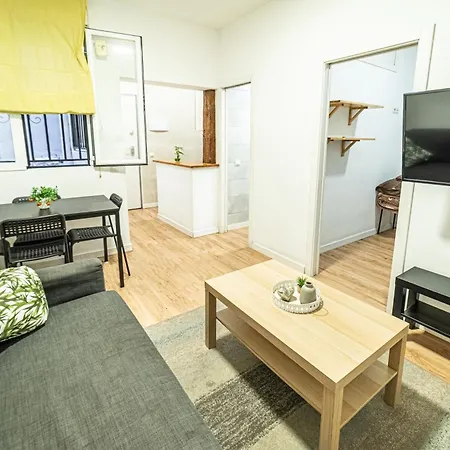 New Flat , Modern , Wifi, 10min Sol, 5 Reina Sofia Apartment Madrid
