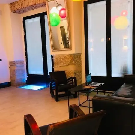 7 Beds, 3bedr, Centro, Sol, Gran Via, Metro Noviciado, Callao Madrid