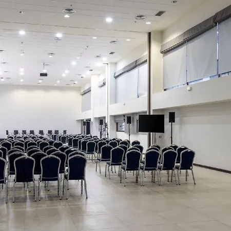 Exe Convention Plaza 4*