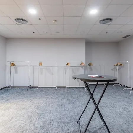 Exe Convention Plaza 4*