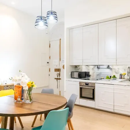 Ever House - Chueca-gran Via *