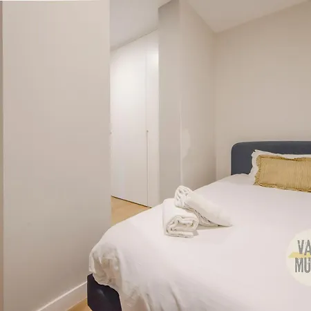 Nuevo Piso 7pax En El Corazon Del Rastro E1 *