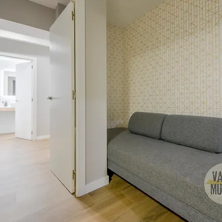 Nuevo Piso 7pax En El Corazon Del Rastro E1 Madrid