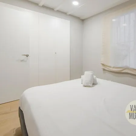 Nuevo Piso 7pax En El Corazon Del Rastro E1 Madrid