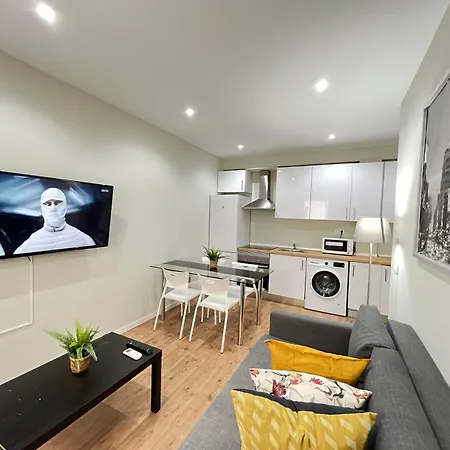 Quiet Apartment *