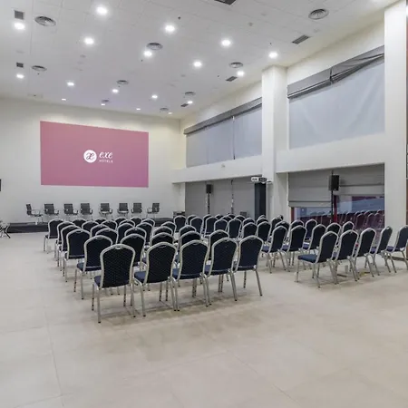 Exe Convention Plaza Hotel