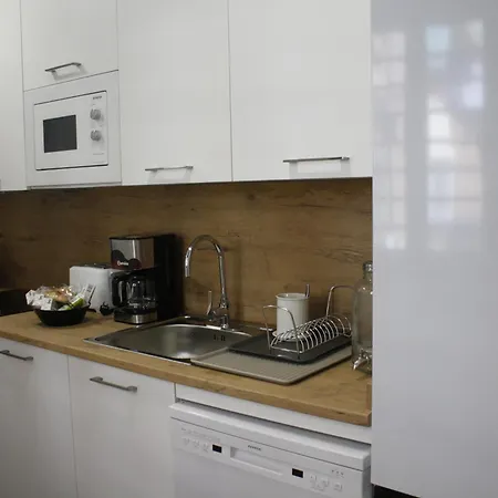 Urban Suites- Nuevo Apartahotel-7 Boutique Full Equiped * Madrid