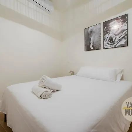 Cozy Y Centrico 6pax En Plaza Del Carmen E2 Apartment Madrid
