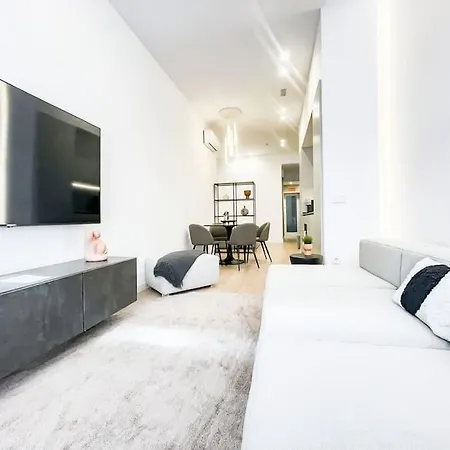 Apartment Breton De Herreros 54 Madrid