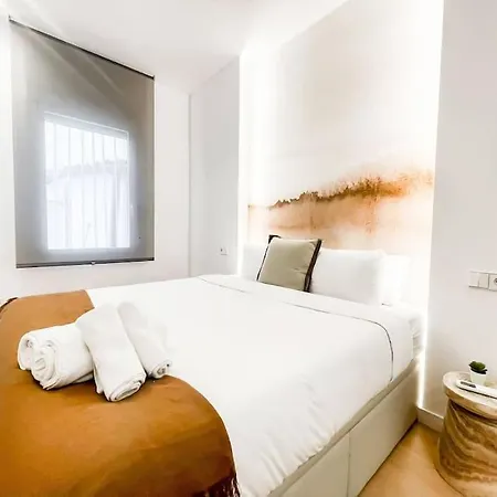 Breton De Herreros 54 Apartment