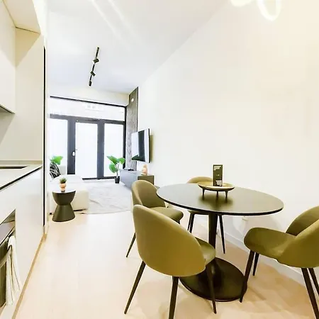 Breton De Herreros 54 Apartment *