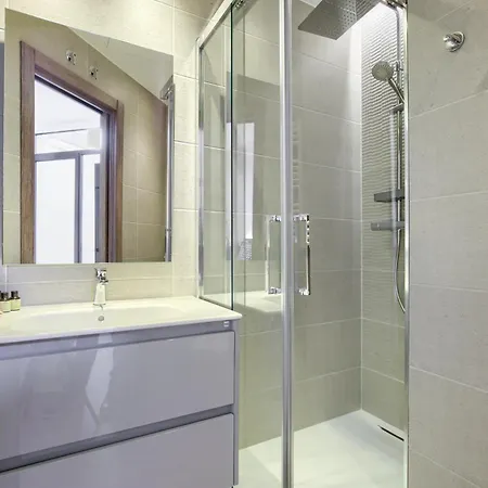 Dobo Homes - G53 Apartment Madrid