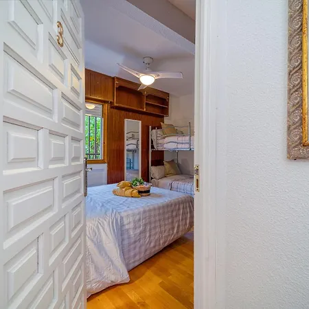 Aparthotel P Casacafe Calle Carlos Dubois 3 Madrid