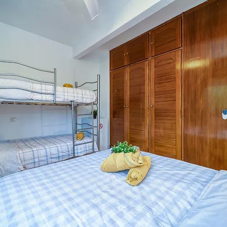 P Casacafe Calle Carlos Dubois 3 Aparthotel Madrid