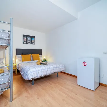 P Casacafe Calle Carlos Dubois 3 Aparthotel