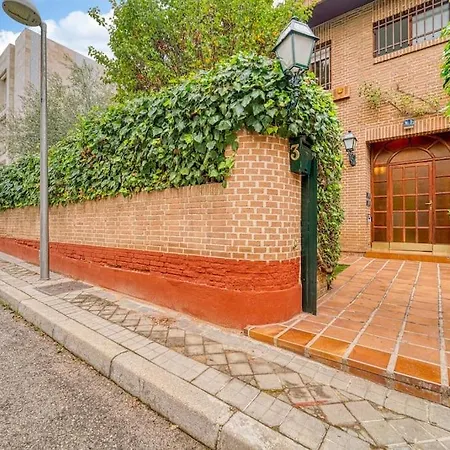 P Casacafe Calle Carlos Dubois 3 Aparthotel