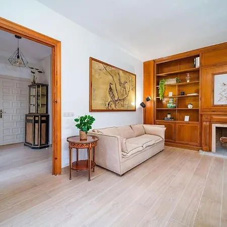 P Casacafe Calle Carlos Dubois 3 Aparthotel Madrid