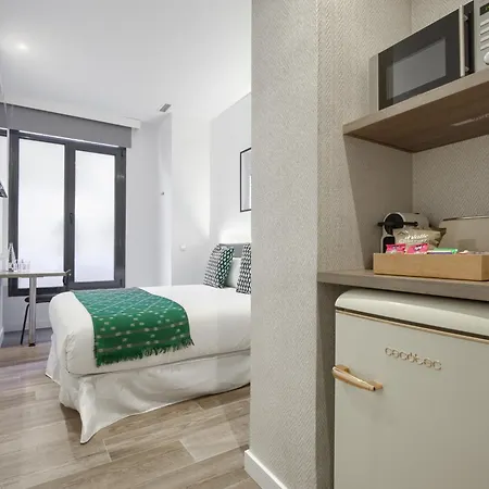 Dobo Homes - G53 * Madrid