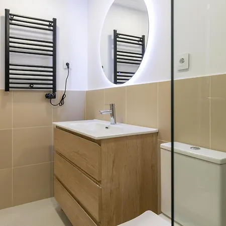 Homeabout Tetuan * Madrid