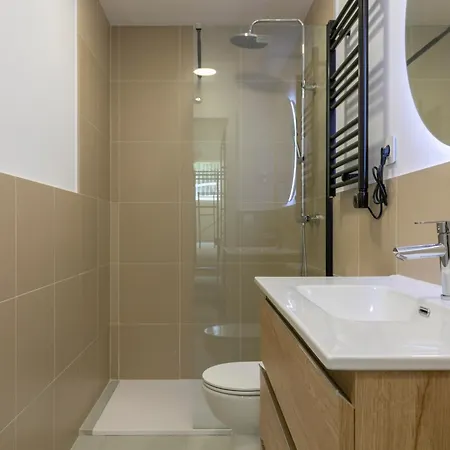 Apartment Homeabout Tetuan Madrid