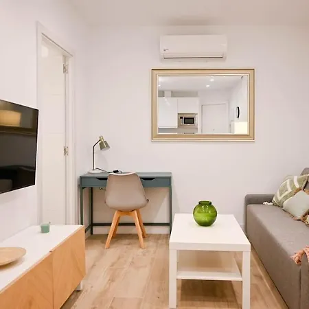 Apartment For Temporal Moderno En Acacias Con Excelente Ubicacion En El Centro De Pes57 Madrid