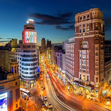 Aparthotel Plaza Mayor Center *