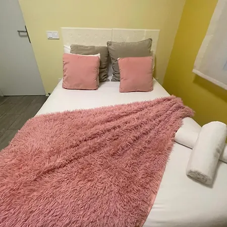 Plaza Mayor Center Aparthotel