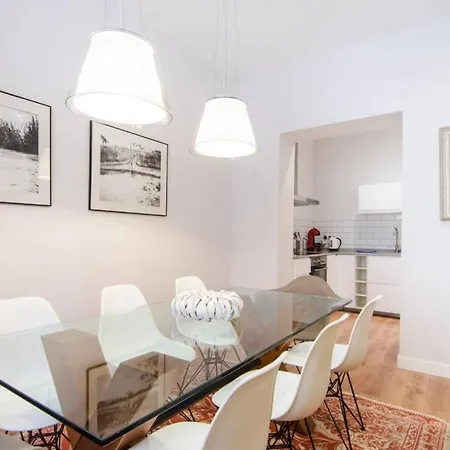 Renovated And Modern- 3bd 2bth- Anton Martin