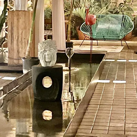 ライフ グラン ビア