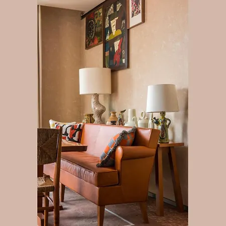 Brach - Evok Collection Hotel