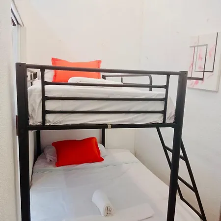 Apartment In Downtown *